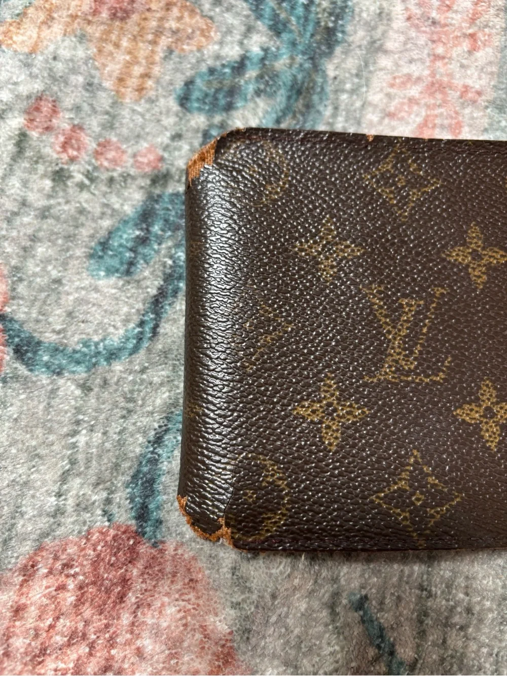 Louis Vuitton authentic but